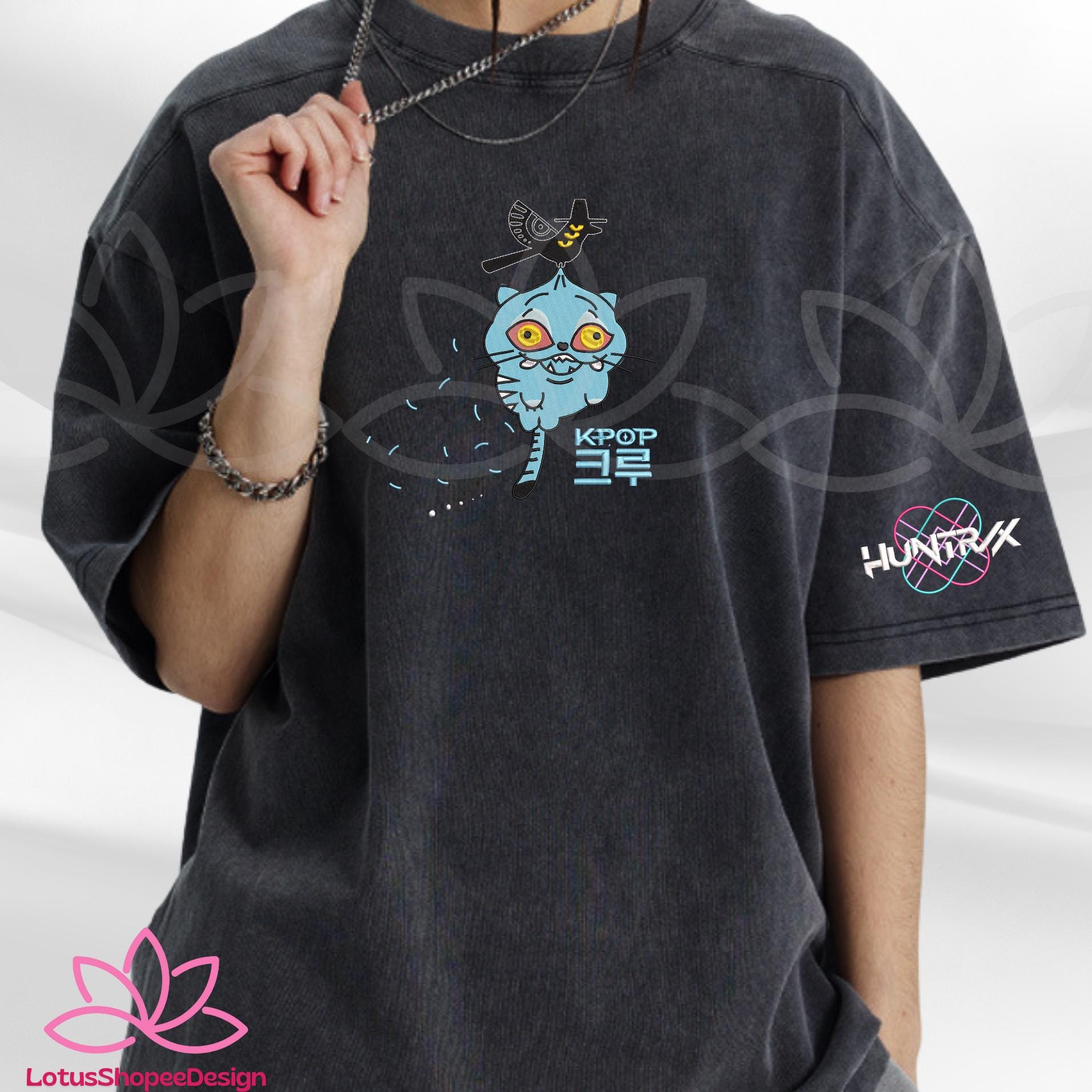 Cute Derpy Tiger And Bird Demon Hunter Embroidery TShirt Huntrix Logo On The Sleeve