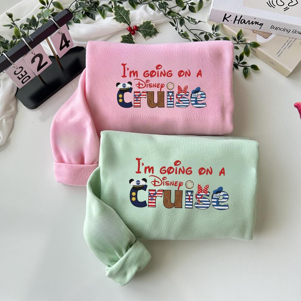 I’m Going On A Disney Cruise Embroidered Shirt Custom 2026 Hoodies Mickey & Minnie Couple