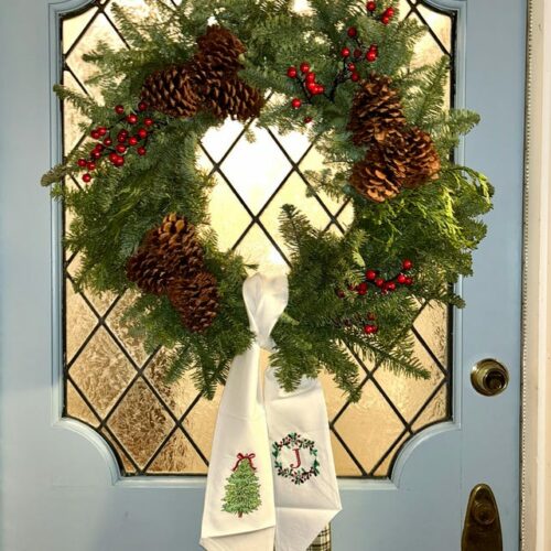 Personalized Christmas Bow Tree Embroidered Wreath Sash – Custom Monogram Linen Door Decor photo review