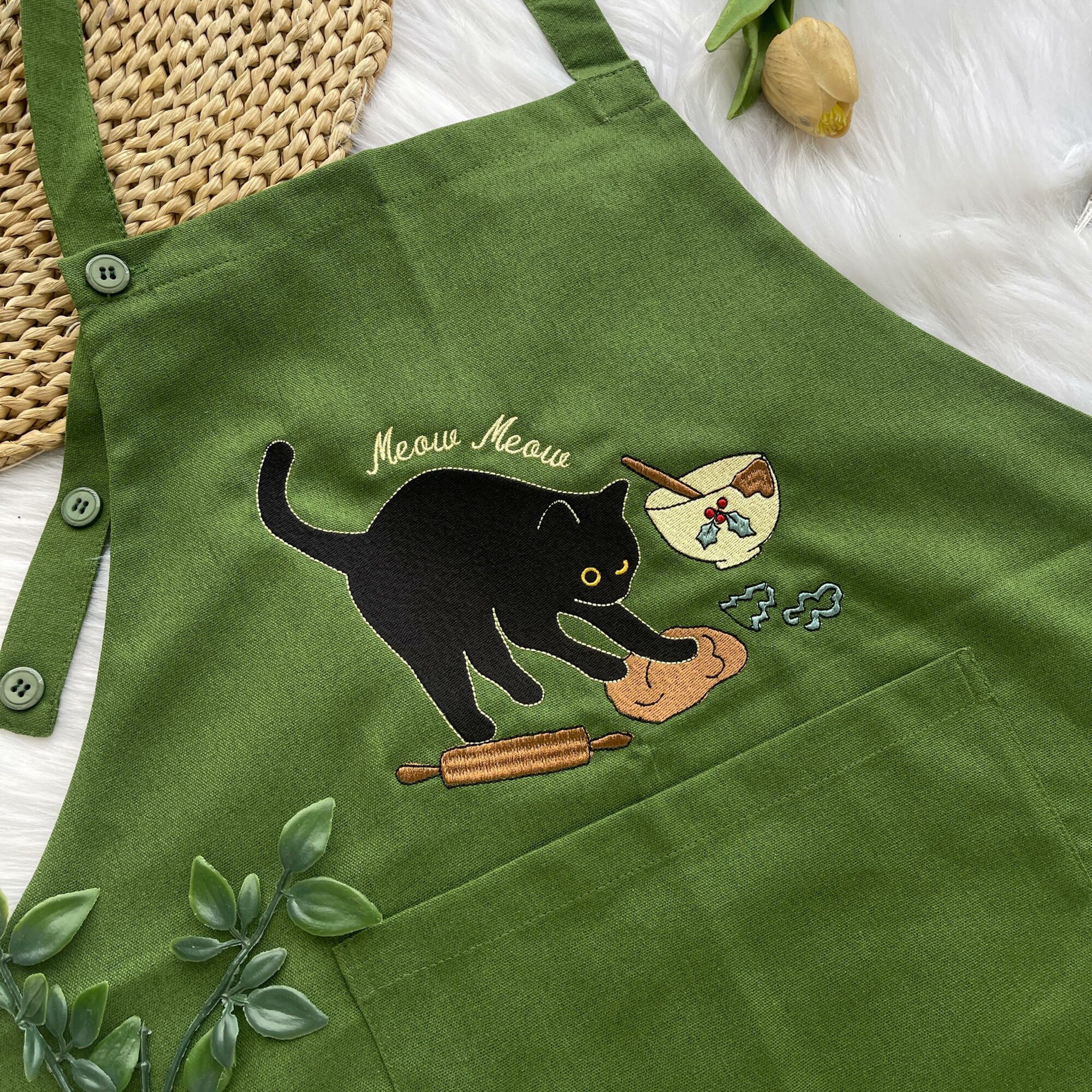 Black Cat Baking Embroidered Apron – Custom Name Kitchen Gift